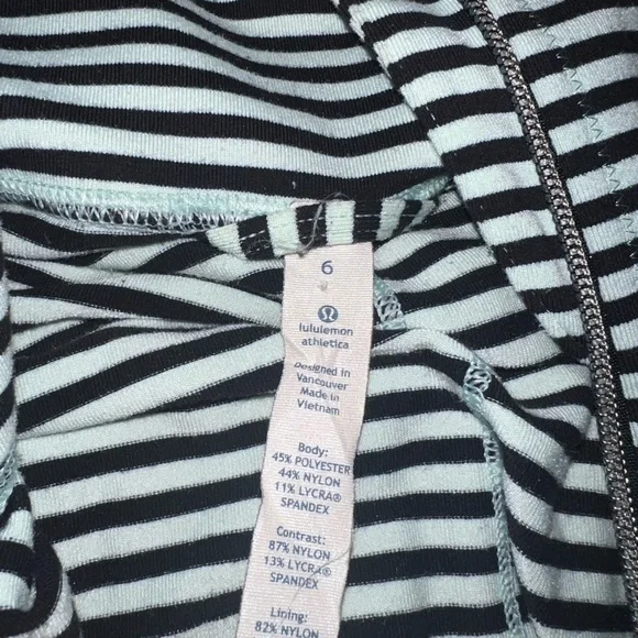 Lululemon zip up - Picture 3 of 4